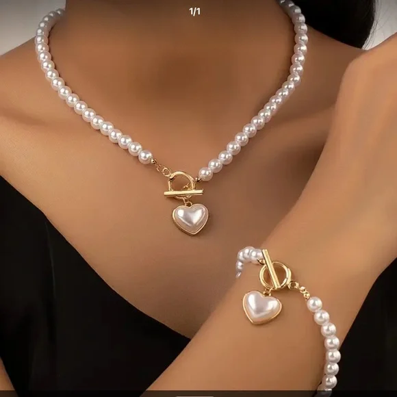 NEW NECKLACE AND BRACELET WITH A HEART. - Picture 1 of 7